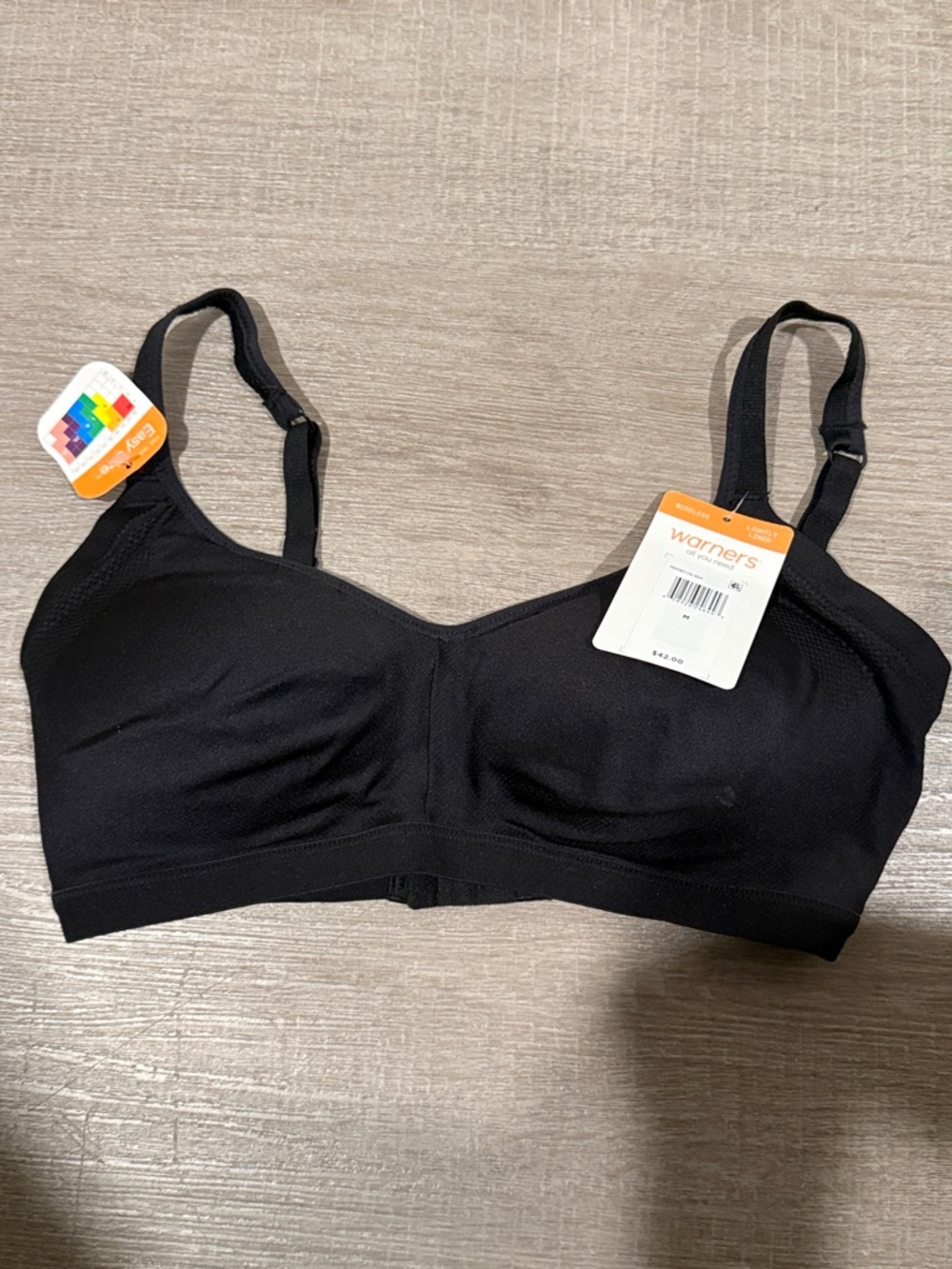 Warner's NWT “All You Need" Wireless Bra - Medium
